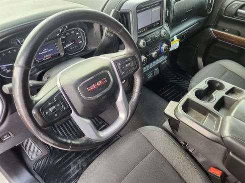 Used 2019 GMC Sierra 1500 SLE w/ SLE Value Package image 2
