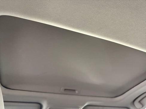 Used 2025 Honda Accord EX-L image 29
