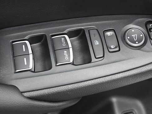 Used 2020 Honda Accord Sport image 11