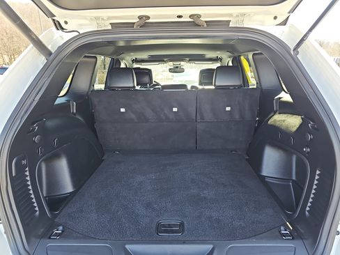 Certified 2022 Jeep Grand Cherokee Limited image 7