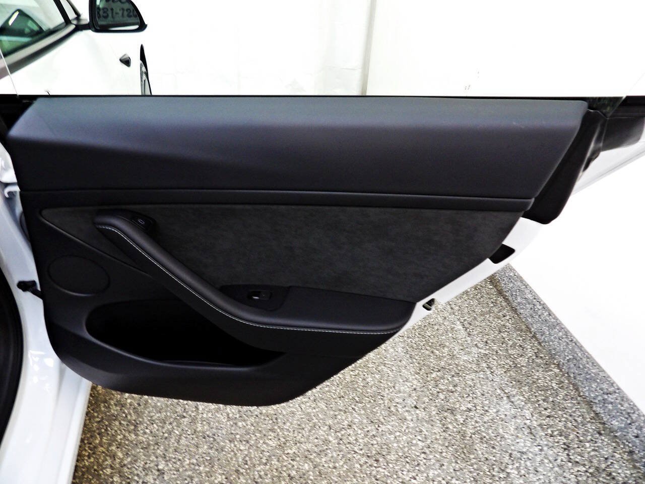 Used 2023 Tesla Model 3 Standard Range RWD image 12