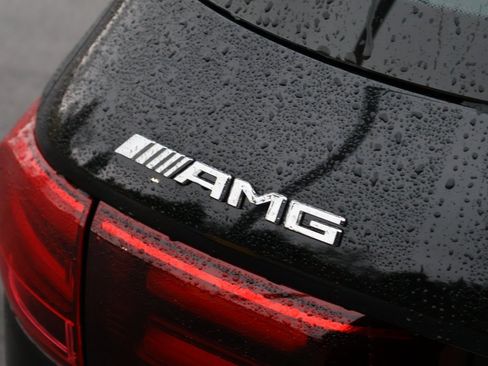 New 2026 Mercedes-Benz GLB 35 AMG 4MATIC image 9