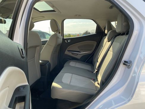 Used 2019 Ford EcoSport SE w/ SE Convenience Package image 17