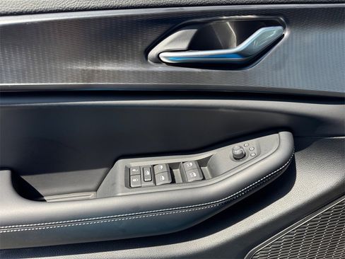 New 2025 Jeep Grand Cherokee L Laredo w/ Luxury Tech Group I image 20