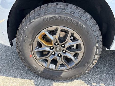 New 2025 Ford Expedition Tremor image 9