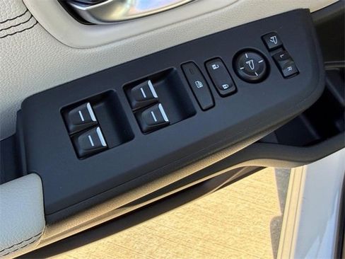 New 2026 Honda Pilot Touring image 11