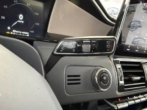 Used 2020 Lincoln Navigator L Black Label image 38