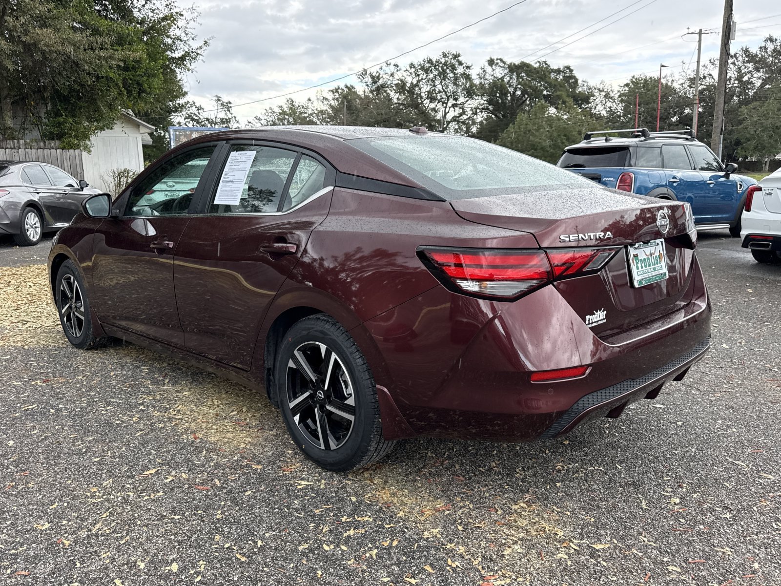 Used 2024 Nissan Sentra SV FWD image 3