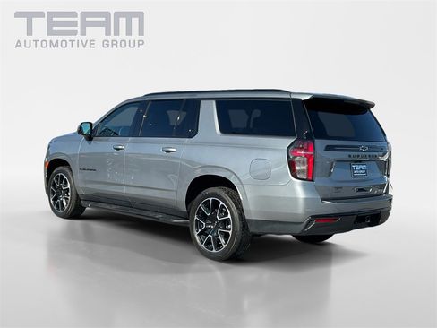 Used 2024 Chevrolet Suburban RST w/ Luxury Package image 5