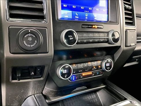 Used 2021 Ford Expedition Max XLT RWD image 14