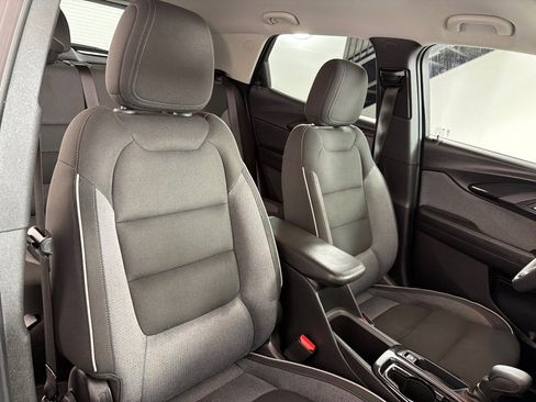 Used 2023 Chevrolet TrailBlazer LT w/ Convenience Package FWD image 23