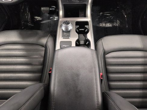 Used 2024 Ford Edge SEL w/ Convenience Package AWD/4WD image 17