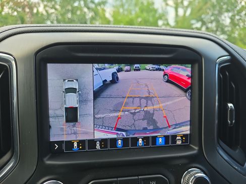 Used 2022 GMC Sierra 3500 Denali AWD/4WD image 30