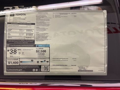 New 2025 Toyota Crown Signia image 11