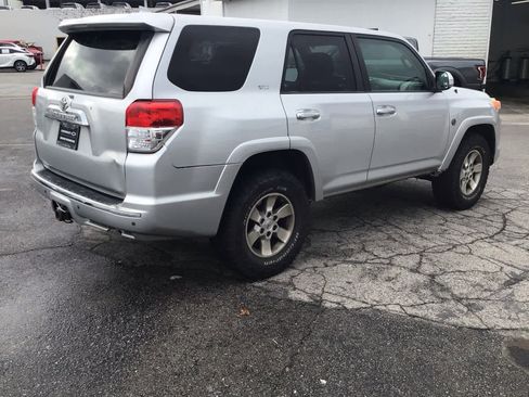 Used 2010 Toyota 4Runner SR5 image 4