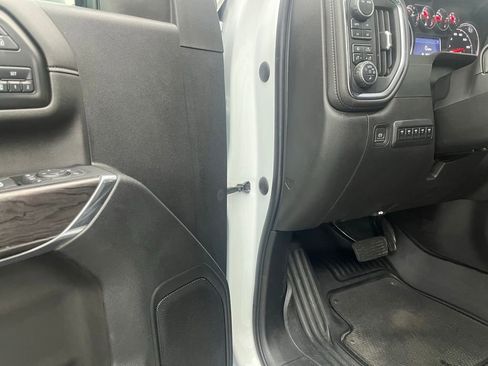 Used 2021 Chevrolet Silverado 2500 LTZ w/ LTZ Plus Package image 27