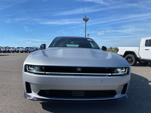 New 2024 Dodge Charger R/T w/ Plus Group image 9