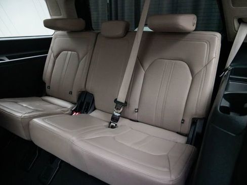 Used 2024 Ford Expedition Limited AWD/4WD image 25