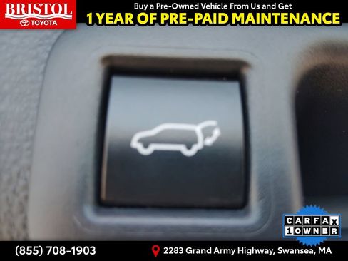 Used 2022 Toyota Highlander XLE AWD/4WD image 36