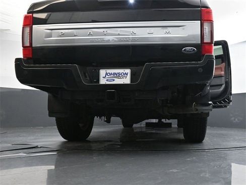 Used 2022 Ford F350 Platinum image 41