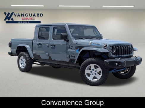 Used 2024 Jeep Gladiator Sport AWD/4WD image 1