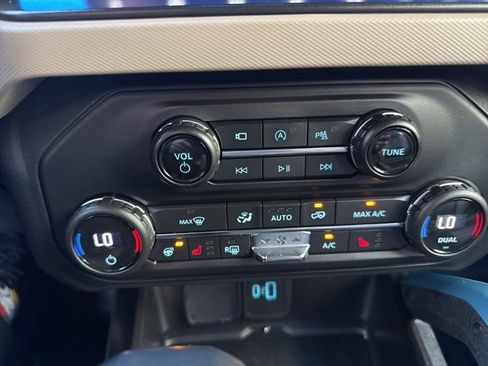 Used 2021 Ford Bronco Wildtrak image 34