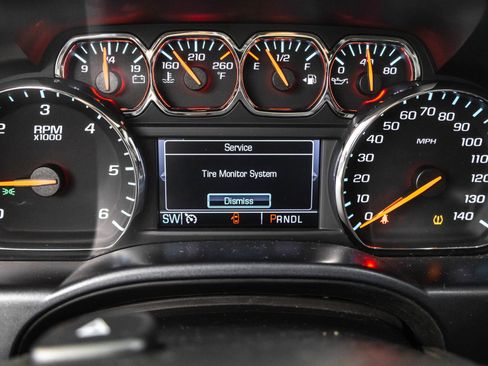 Used 2018 Chevrolet Silverado 1500 LTZ image 20