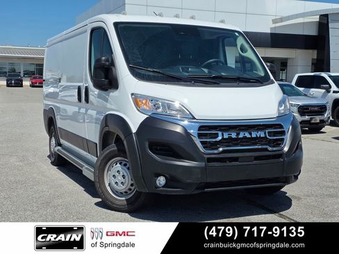 Used 2025 RAM ProMaster 2500 w/ U-Haul Equipment Group FWD image 1