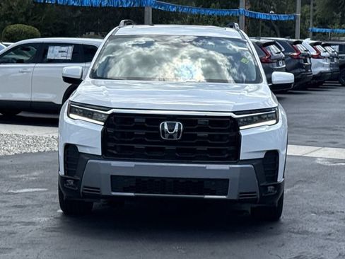 New 2026 Honda Pilot Elite image 3