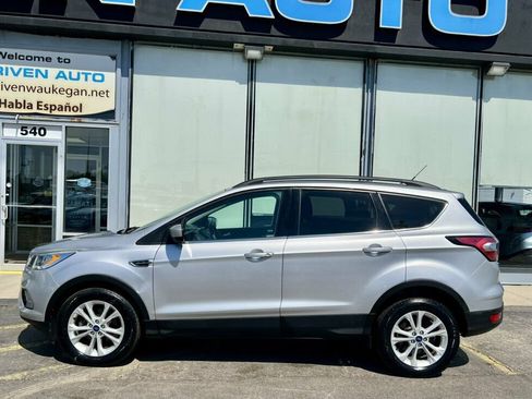 Used 2017 Ford Escape SE w/ Equipment Group 201A FWD image 38