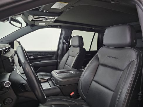 Used 2022 GMC Yukon Denali w/ Max Trailering Package image 9