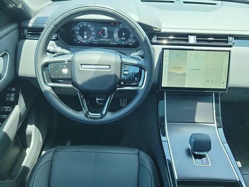 New 2026 Land Rover Range Rover Velar Belgravia AWD/4WD image 19