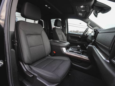 Used 2022 GMC Sierra 1500 Elevation image 39