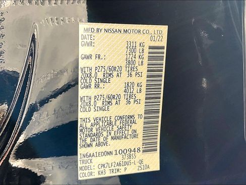 Used 2022 Nissan Titan Platinum Reserve w/ Moonroof Package image 37