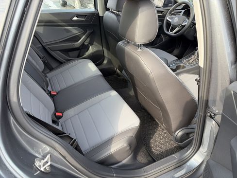 New 2025 Volkswagen Jetta SE image 19