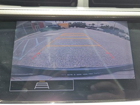 Used 2022 Buick Encore GX Select w/ Safety Package II FWD image 9