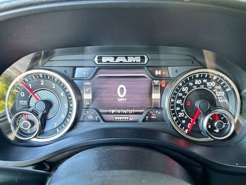 Used 2022 RAM 1500 Big Horn AWD/4WD image 29