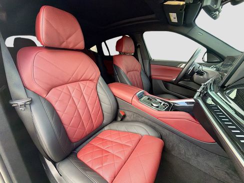 Used 2025 BMW X6 M60i image 16