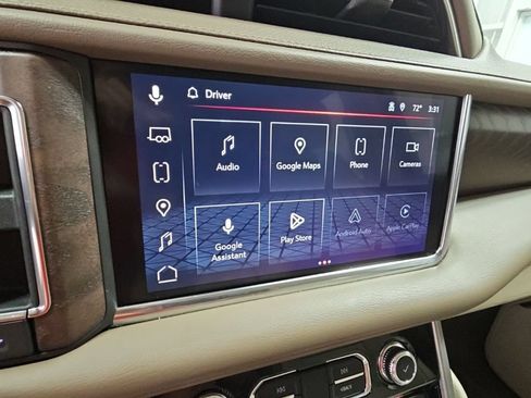 Used 2022 GMC Yukon Denali AWD/4WD image 13
