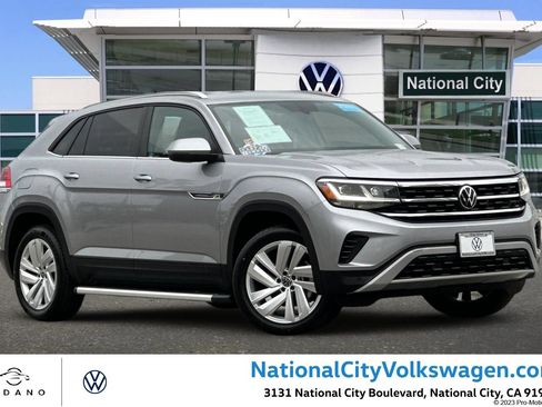 Certified 2023 Volkswagen Atlas Cross Sport SE FWD image 1