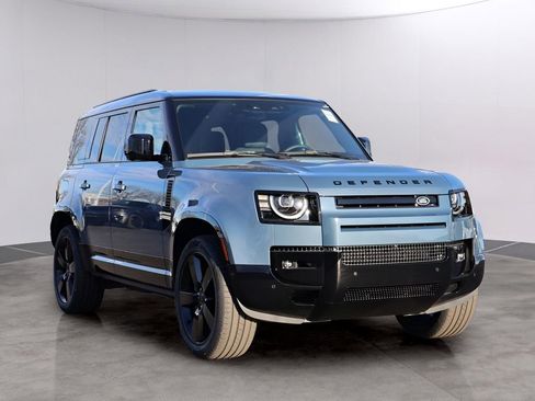 New 2026 Land Rover Defender 110 X-Dynamic SE AWD/4WD image 3