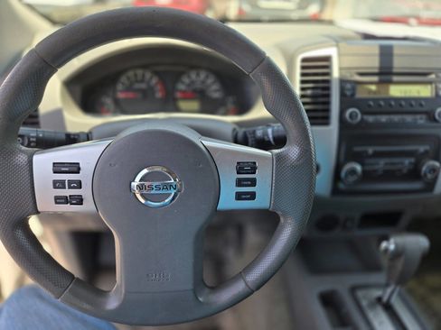 Used 2015 Nissan Frontier S RWD image 15