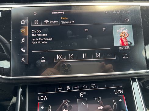 Used 2021 Audi Q7 3.0T Premium w/ Convenience Package AWD/4WD image 17