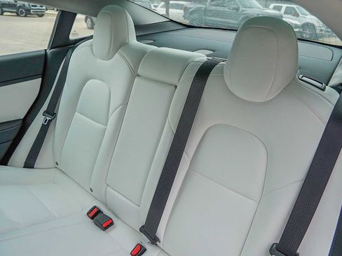 Used 2020 Tesla Model 3 image 28