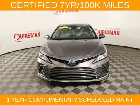 Used 2022 Toyota Camry XLE FWD image 12