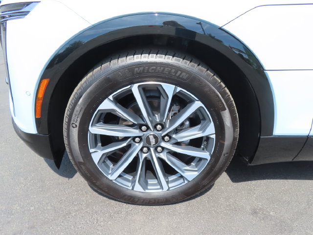 Certified 2024 Cadillac Lyriq Sport AWD/4WD image 8