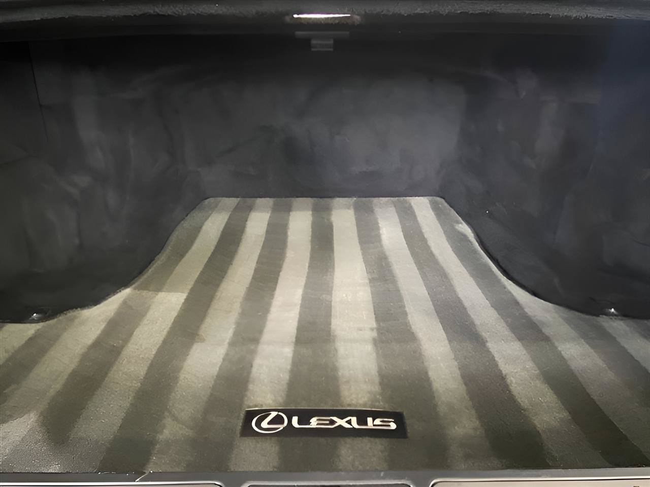 Used 2019 Lexus LS 500 F Sport w/ Accessory Package (Z1) AWD/4WD image 24