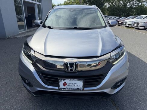 Used 2019 Honda HR-V EX image 2