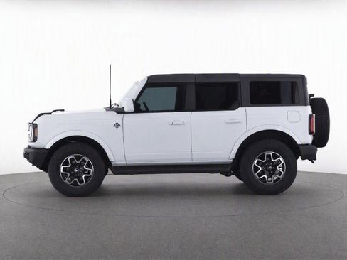 Used 2025 Ford Bronco Outer Banks AWD/4WD image 8