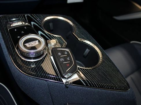 New 2026 Cadillac Optiq Sport 2 image 22